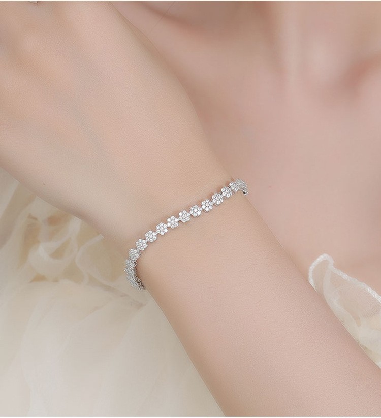 Elegant Moissanite Flower Tennis Chain Bracelet Women 925 Silver Passes Tester