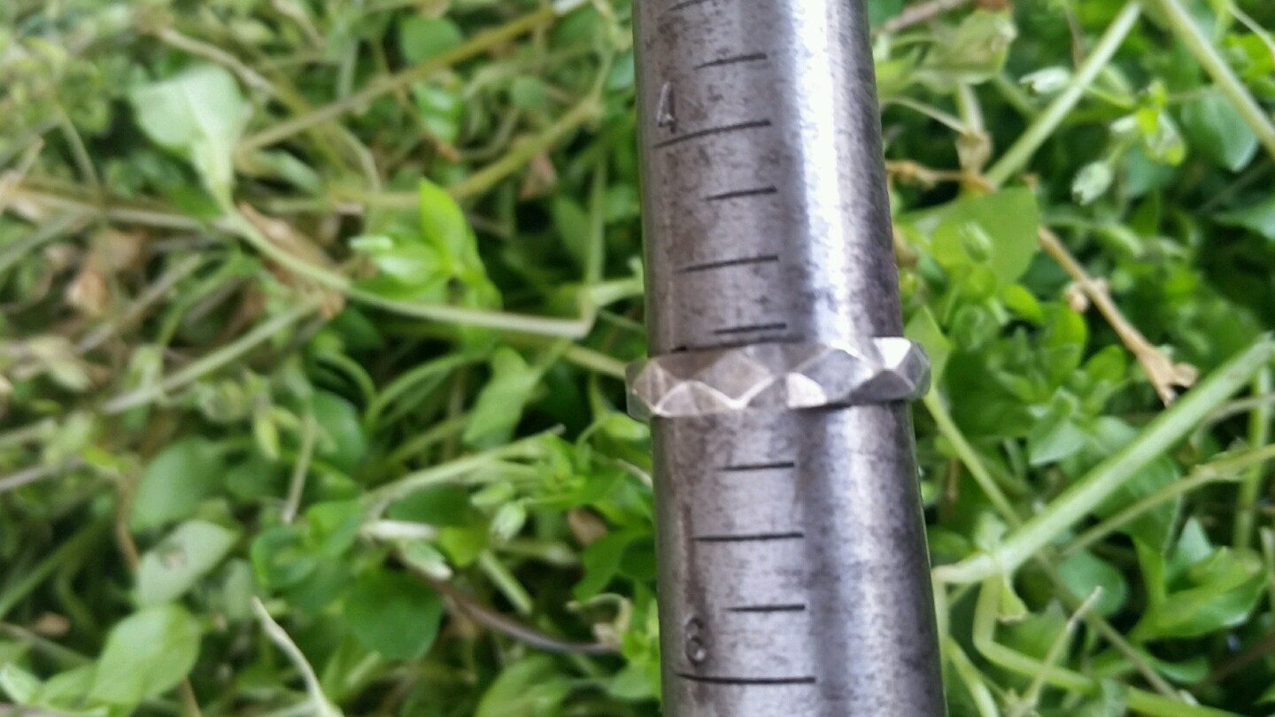 vintage sterling silver band ring hammered diamond shape pattern.size 5.15