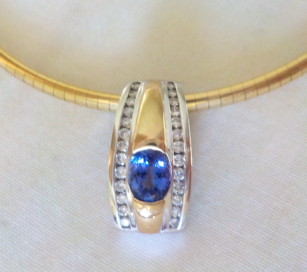 Heavy Levian 14K Multi Gold Tanzanite Diamond Pendant – 8.54 gm, 0.95 in, 1.59ct