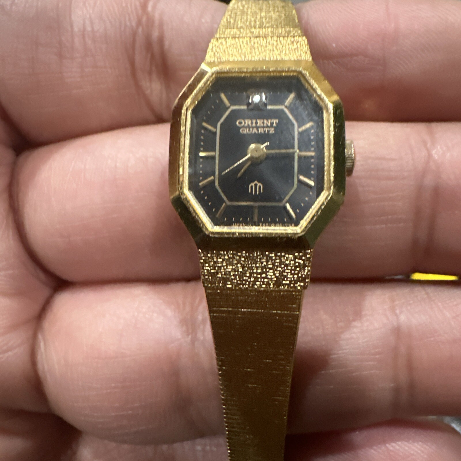 Works 17mm Orient Octagonal Ladies Bracelet Watch Black Dial Quartz Vintage