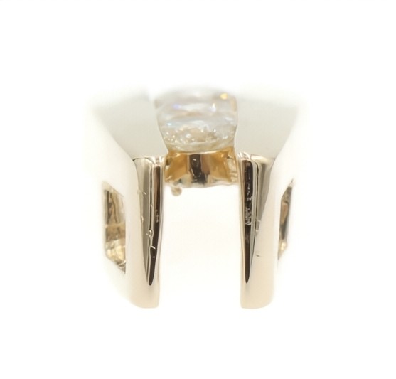 Ladder-Style 14KT Yellow Gold 3-Stone 1/2 TW Round Diamond 17.4mm Slide Pendant