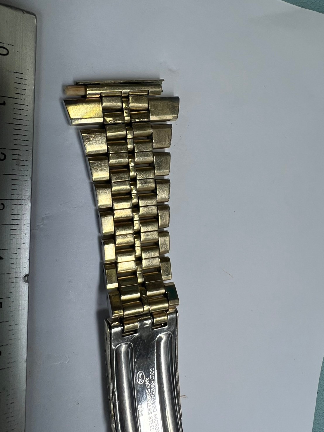 63 . omega 1163 endlink 20 mm 702 gold plated bracelet 15.5 cm