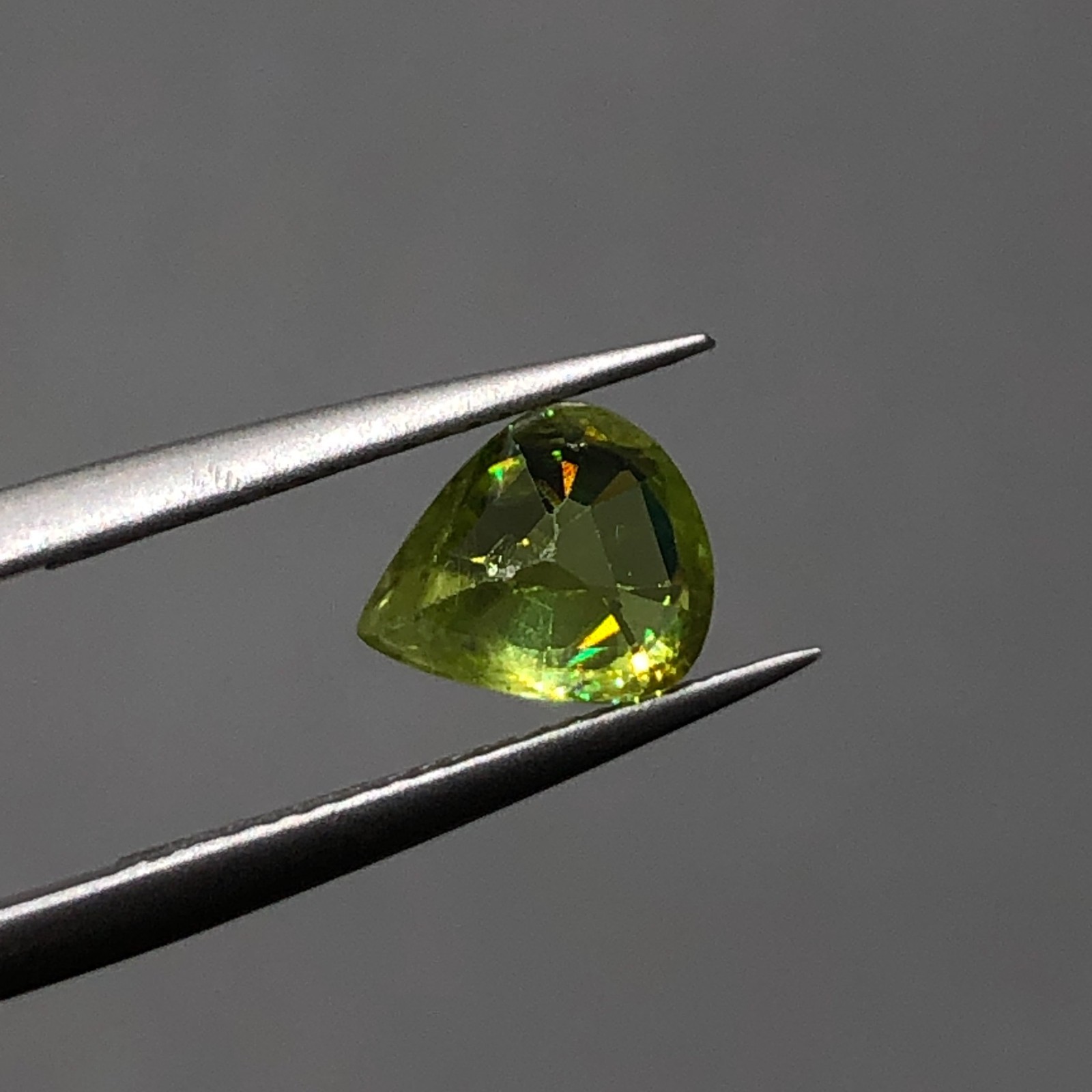 Sphene Titanite Loose Gemstone, 1.35Ct Full Fire Faceted Stone for Pendant