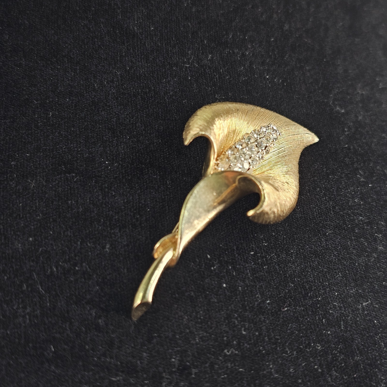 Vintage Marcel Boucher Calla Lily Pin Brooch Signed Gold Tone W/ Crystal Stones