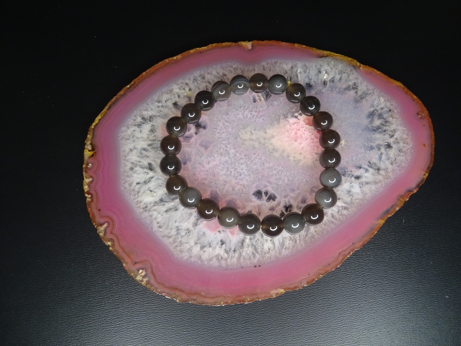 Gorgeous Southwestern Handcrafted Beaded Agate Stretch Bracelet 15.42g