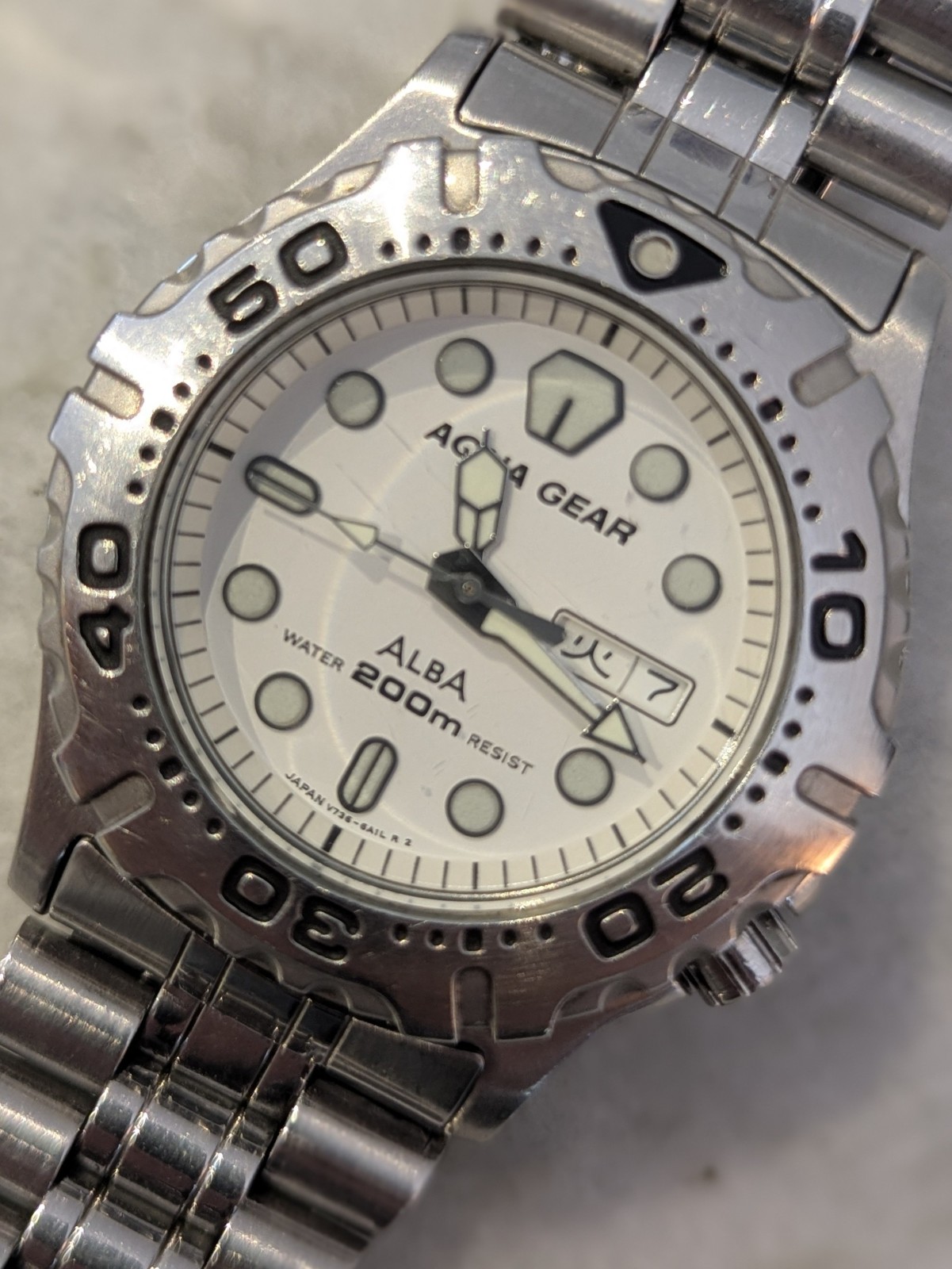 Alba Aqua Gear V736-6A10 200m Diver JDM Kanji Day Date 2003