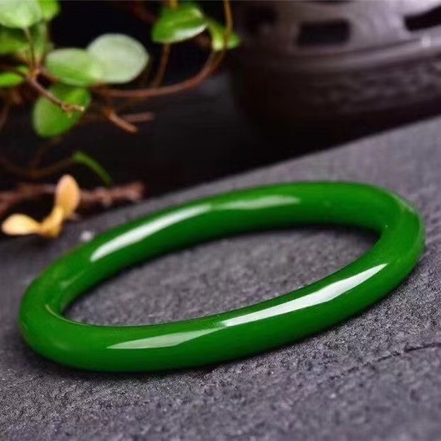 Natural Ice King Green Jade Full Green Natural Quartzite Bracelet 54-64mm