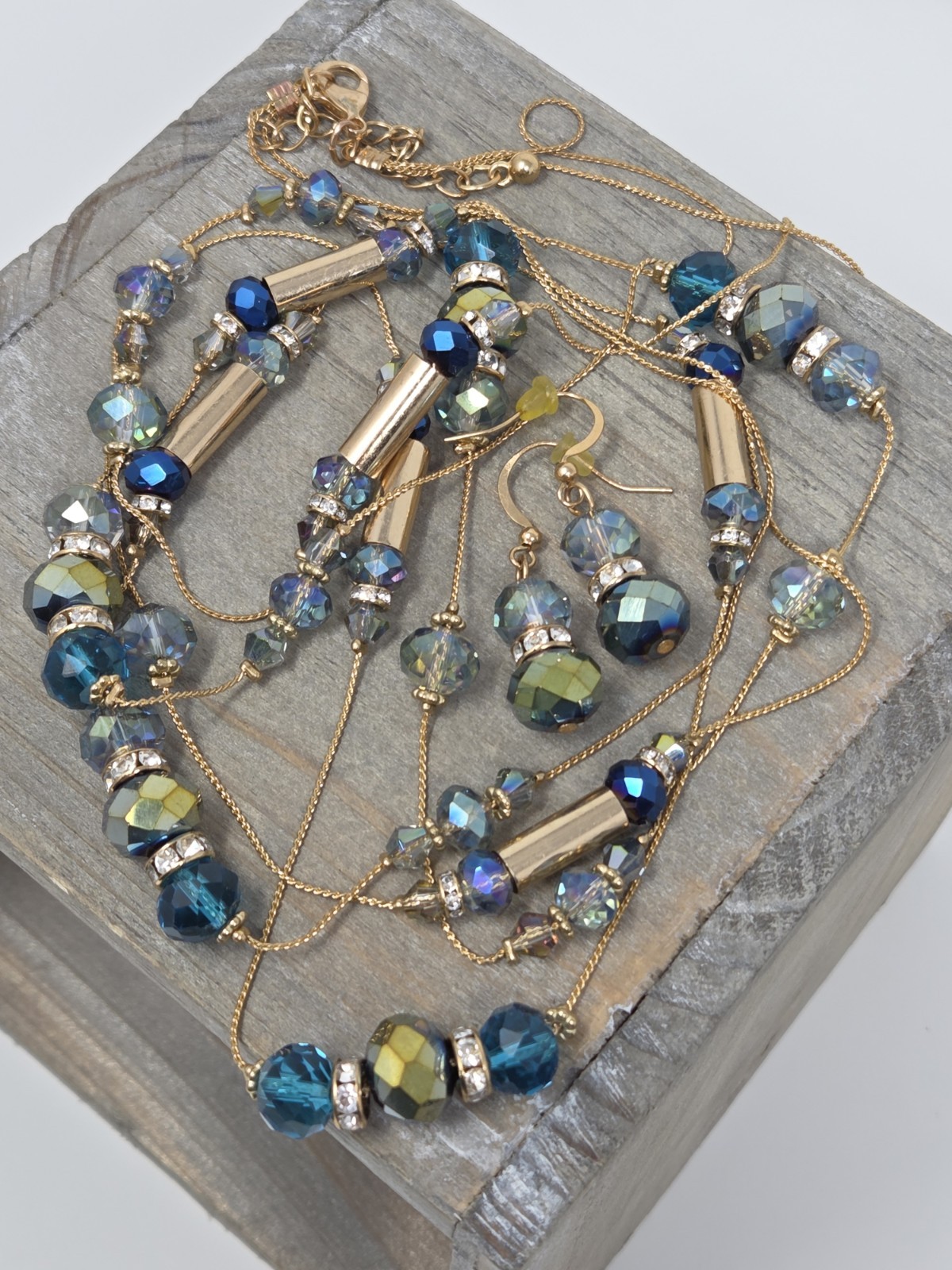 Gold Tone Iridescent Gray & Teal Crystal Long Station Necklace & Earrings Set