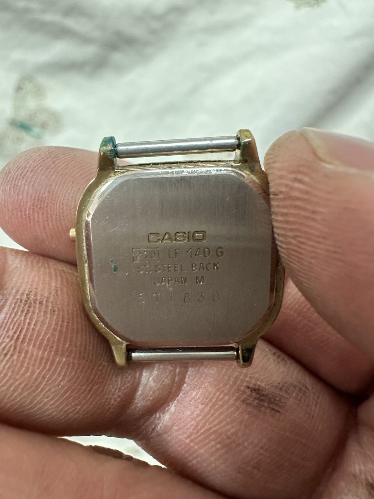 VINTAGE LADIES CASIO WRISTWATCH – 210–LF 140G JAPAN SQUARE DIAL BROWN *As Seen*
