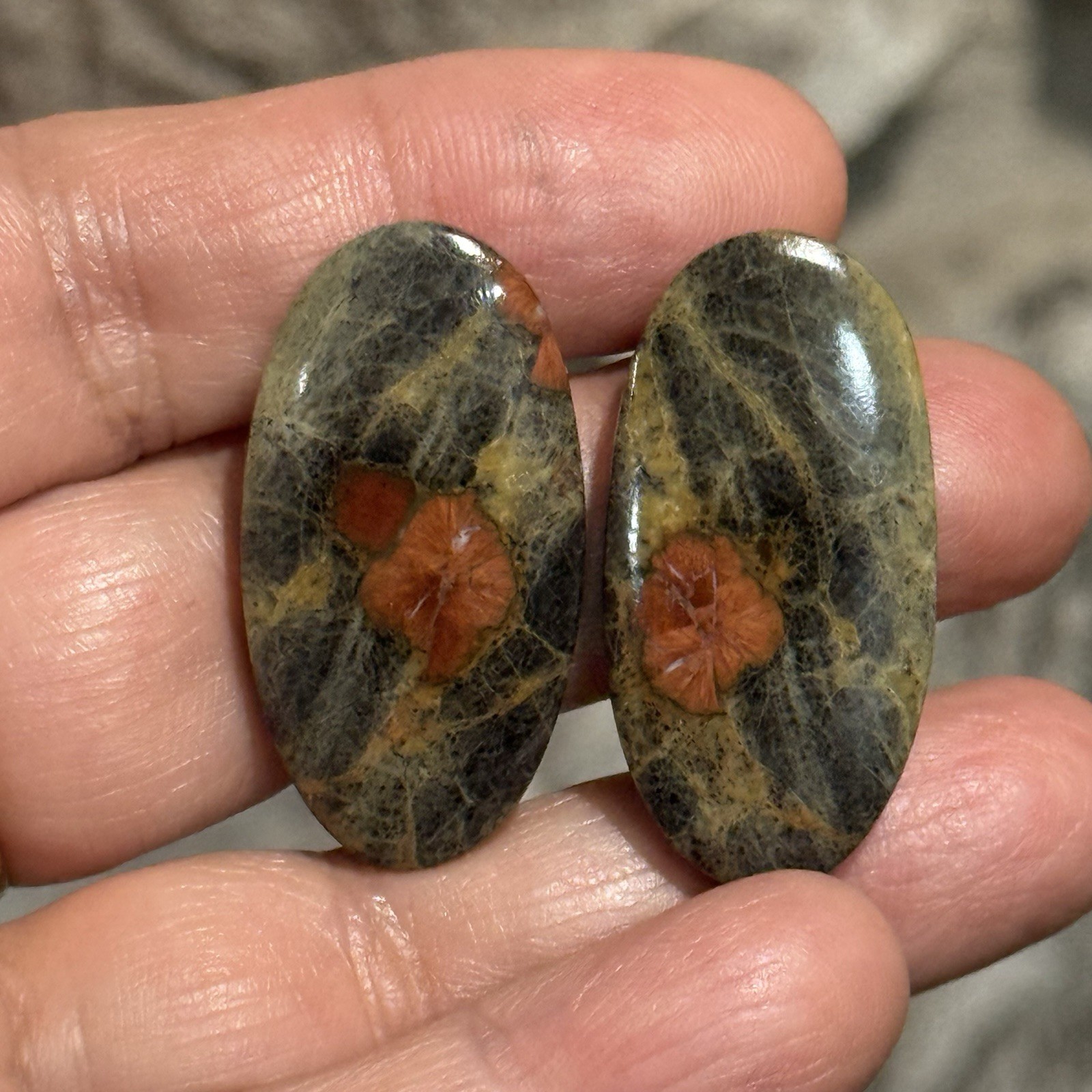 48ct 34.5×17.5×5.3mm Pair Peanut Obsidian Oval Cabochons Poppy Picture Stones