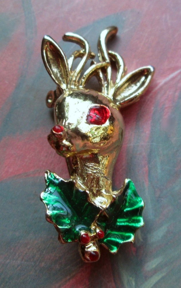 Vintage Christmas Brooch Rudolph Head Gold Tone Red Cabochons 4 Nose & Berries