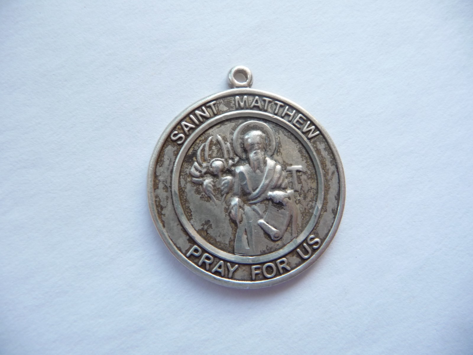 VINTAGE “SAINT MATTHEW PRAY FOR US” STERLING SILVER BLISS ROUND PENDANT