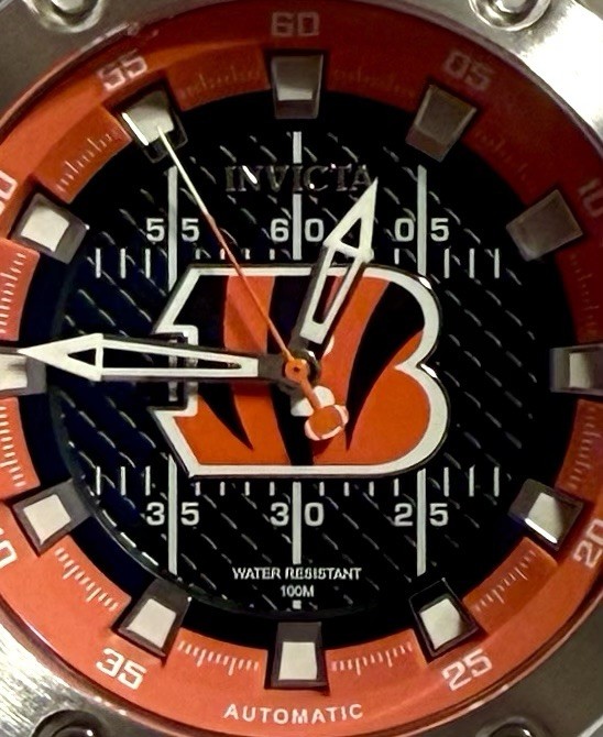 50mm & 38mm Auto His & Hers BENGALS-NFL| Black Football Field Dial Invicta Watch