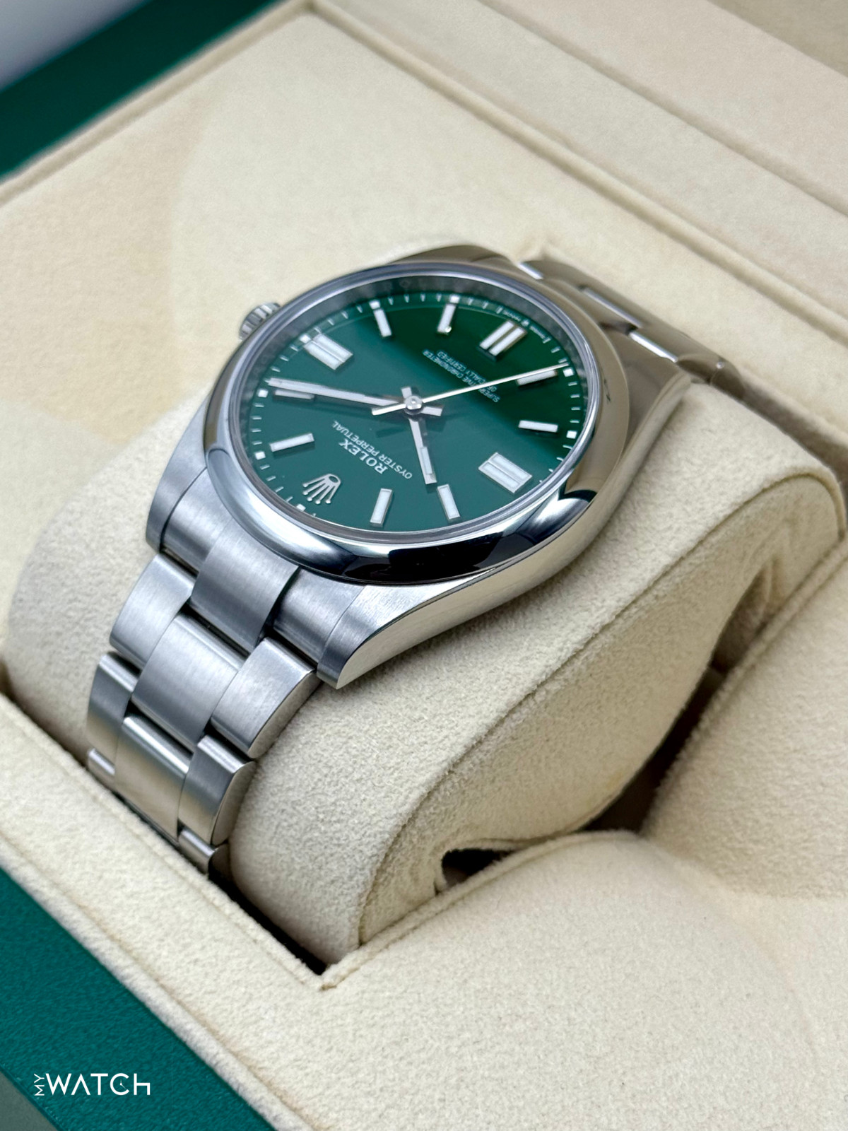 2023 Rolex Oyster Perpetual 41mm 124300 Green Dial