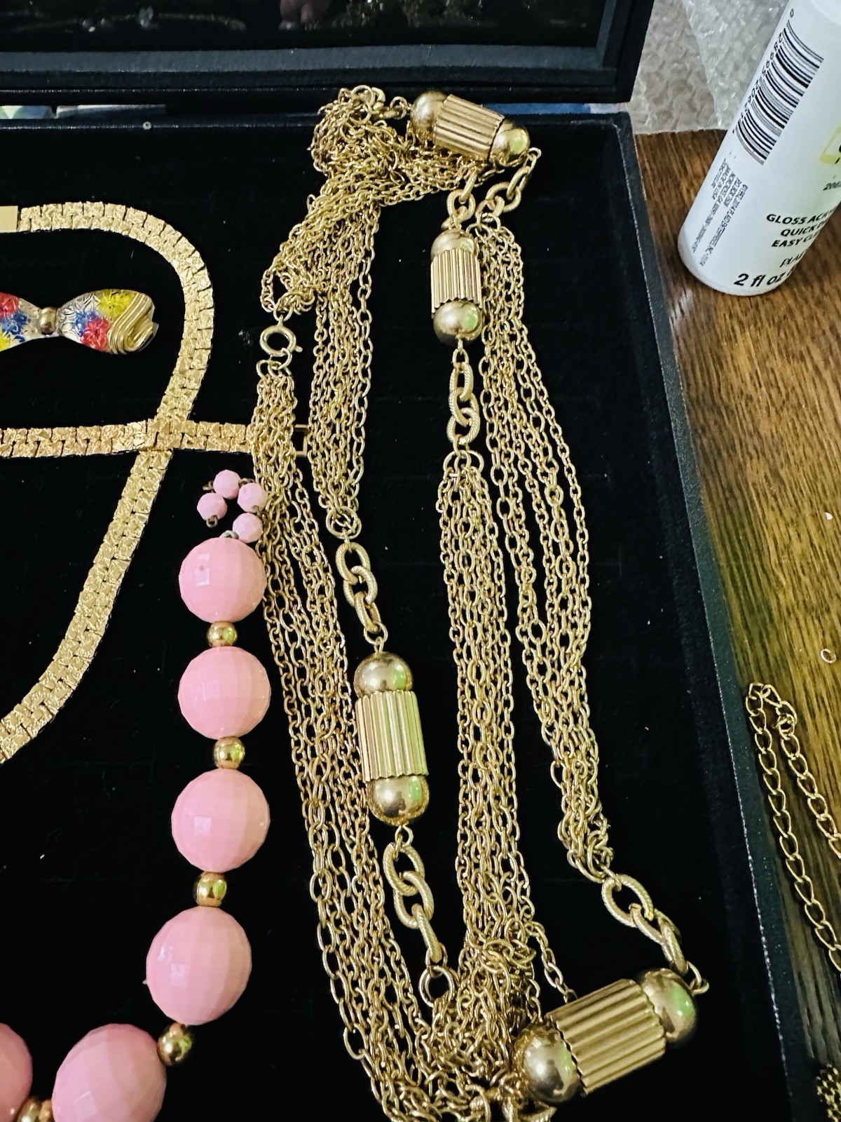 Vintage Lot Of 12 Pieces Costume Jewelry Necklaces, Bracelets, Earrings Buttons