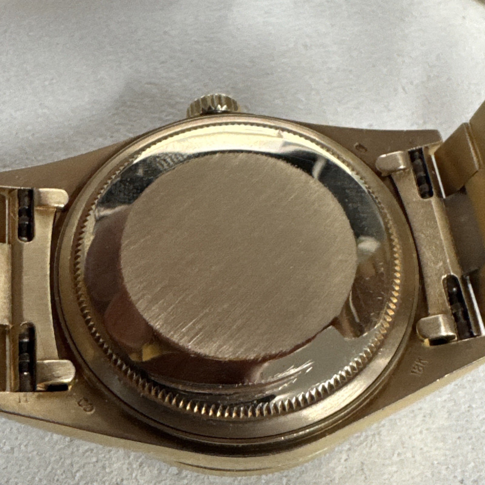 Rolex Day-Date 36mm MOP Diamond Dial Watch Ref# 18048
