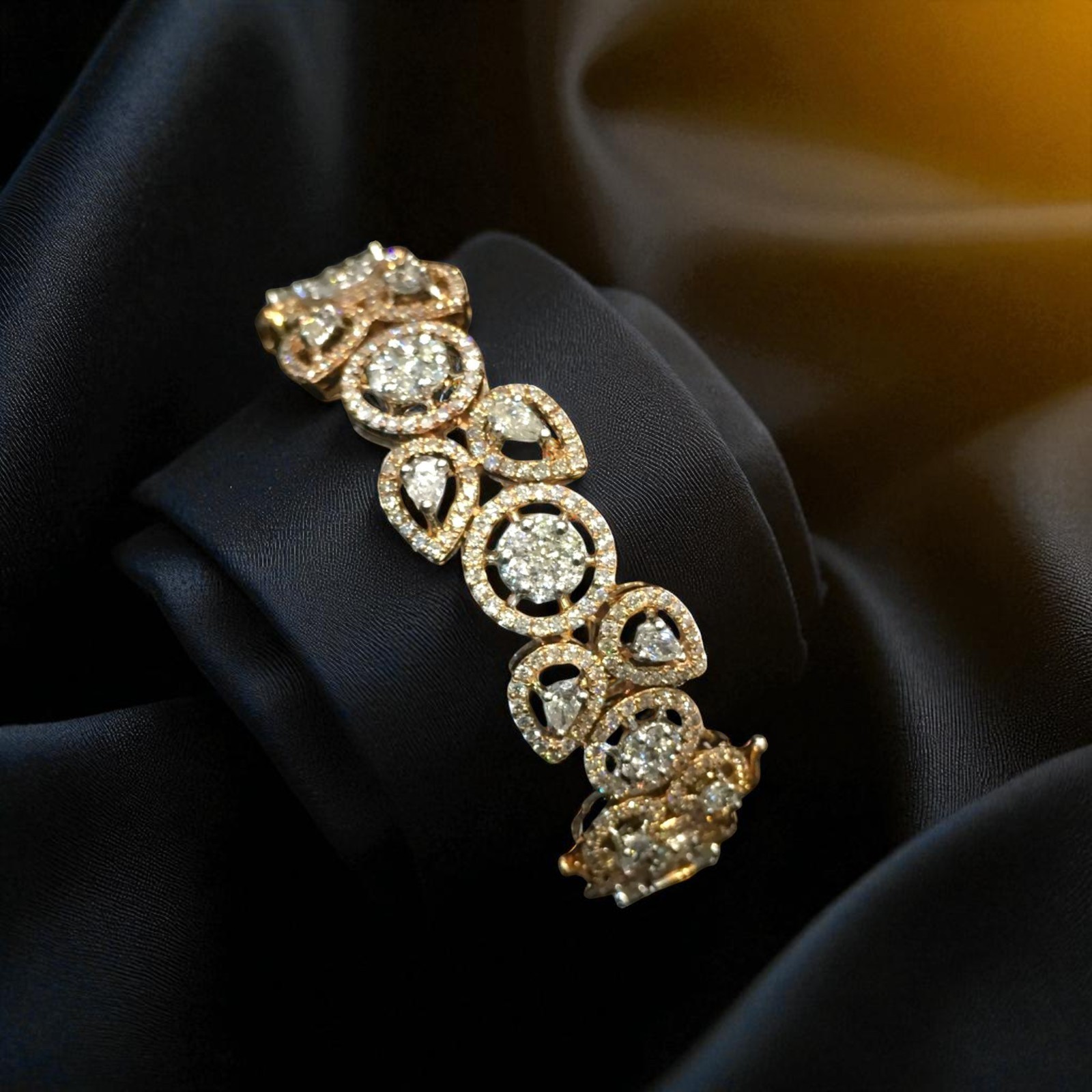 Beautiful 7.83 Cts Round Pear Shape Natural Diamond Statement Bracelet 14K Gold