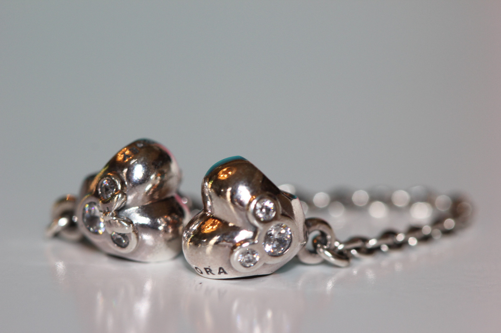 AUTHENTIC NEW PANDORA 791704-05 HEART OF MICKEY SAFETY CHAIN *SALE* GIFT BOX