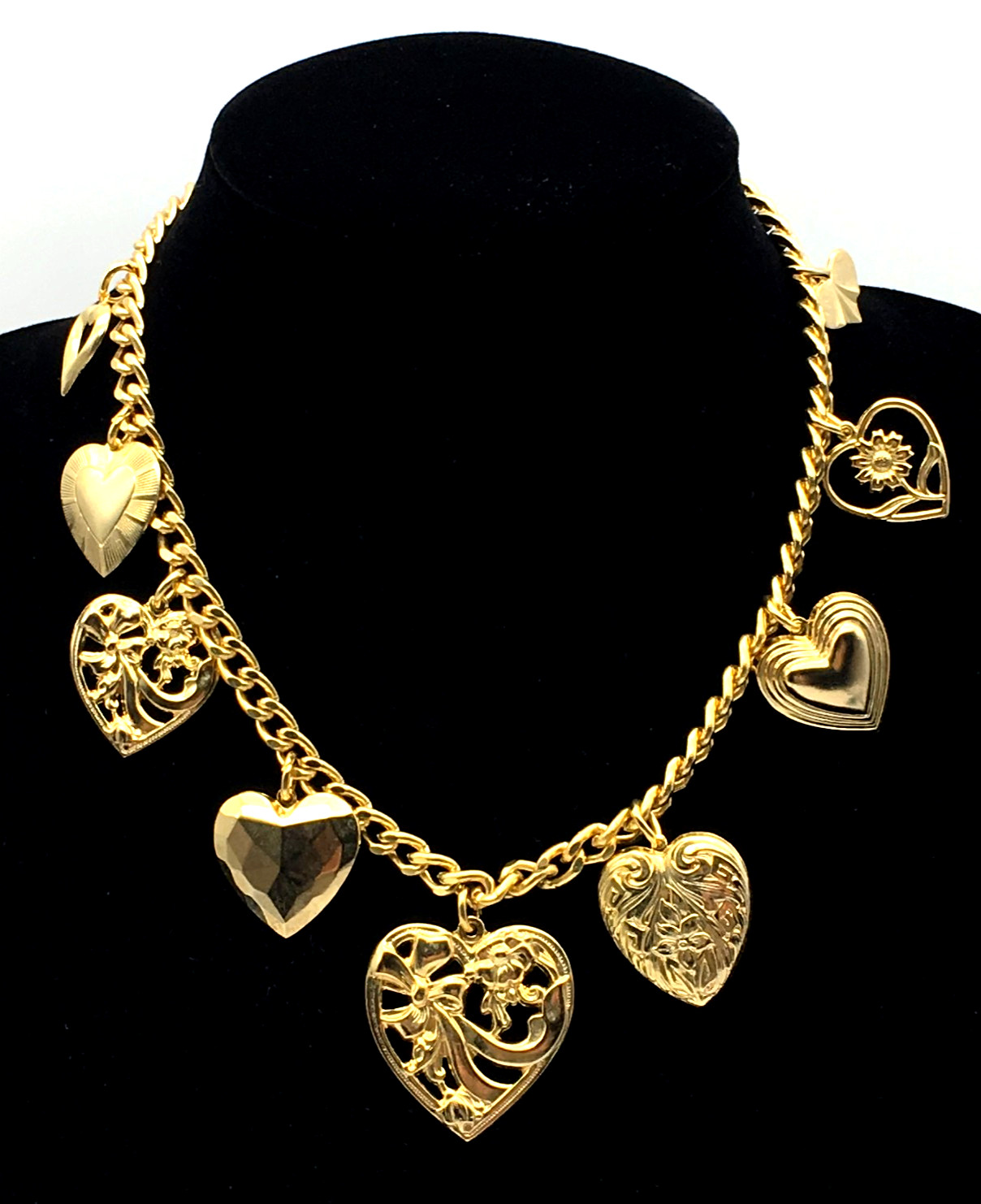 Vintage GoldTone Various Size Heart Charms 16″ Chain Necklace Push Lock Clasp