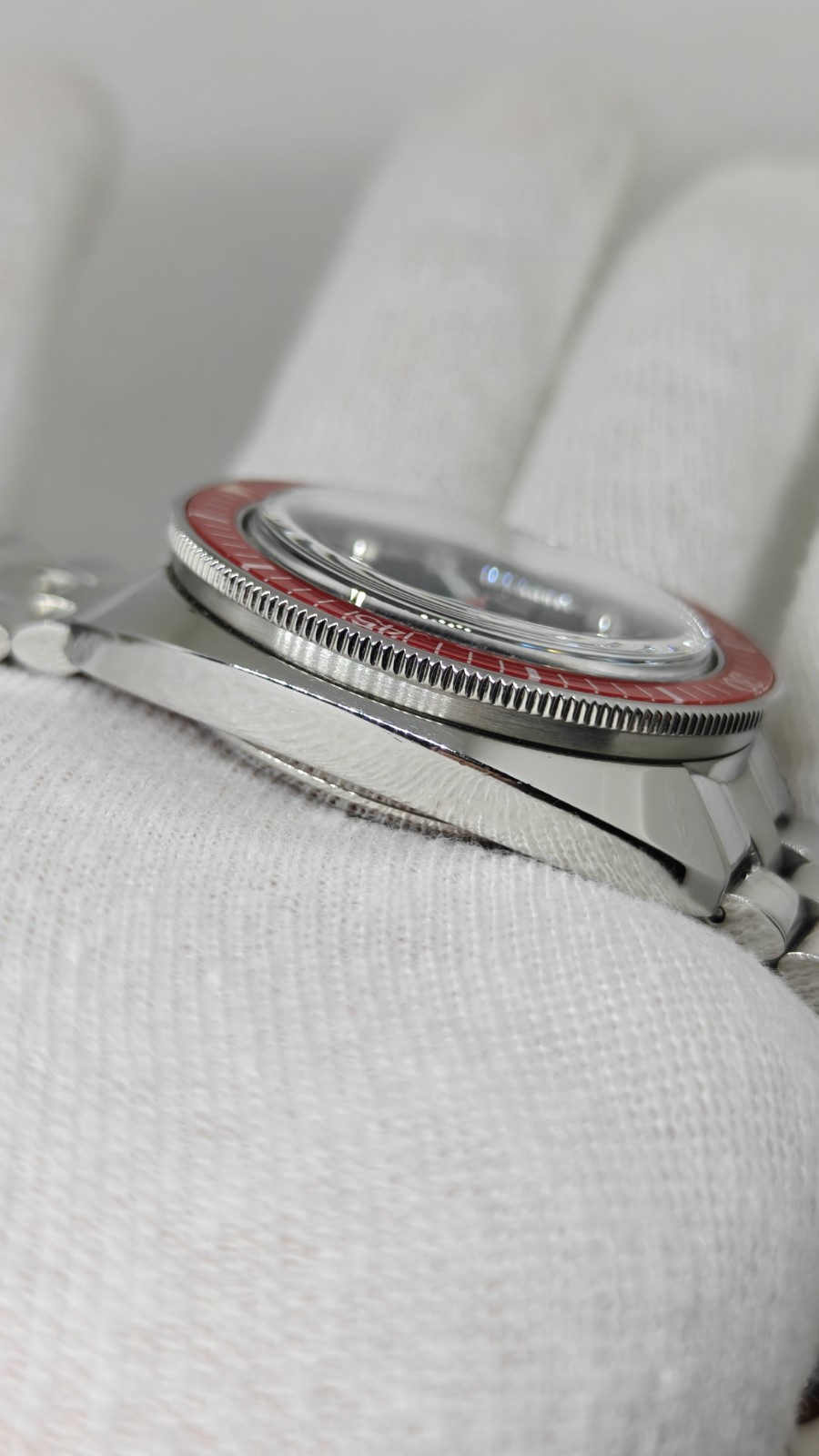 Bulova Oceanographer “Devil Diver”, automatic, 41mm – Ref. 96B343
