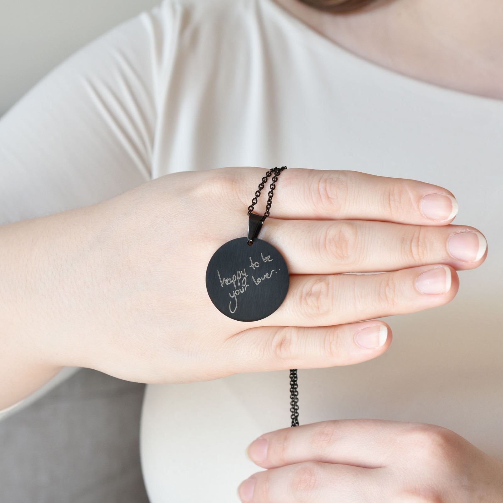 Customized Stainless Steel Laser Marked Engraved Women Pendant Necklace