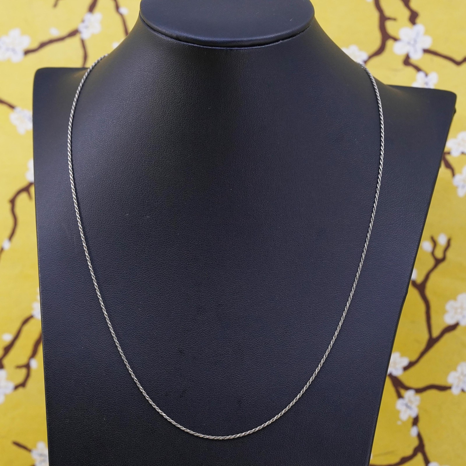 20″ 1.6mm, vintage Sterling silver necklace, 925 Singapore rope chain