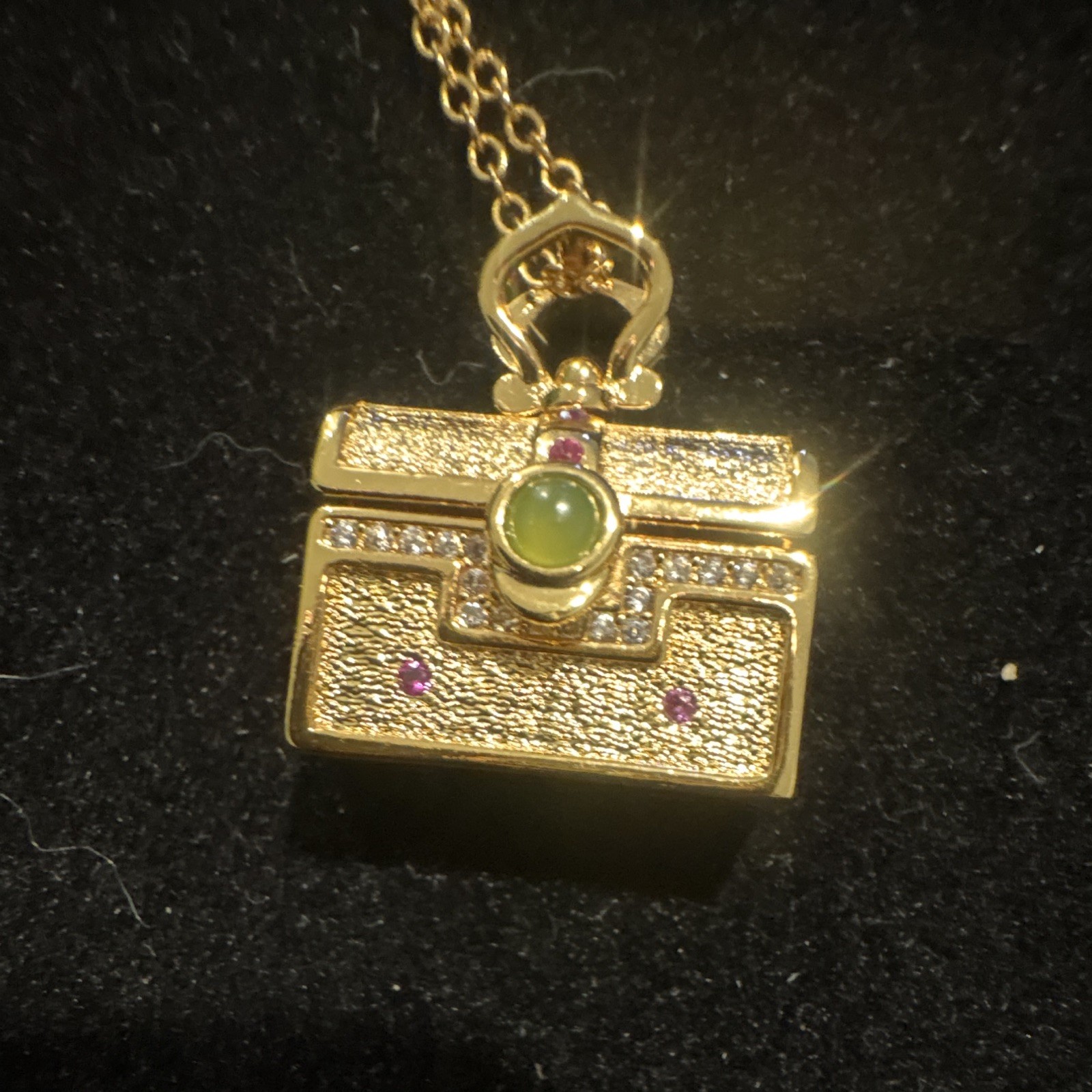 Gold Tone Rectangle Charm Pendant Necklace Green Round Stone Cable Chain