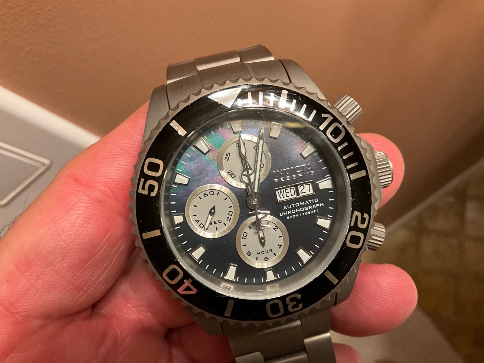 INVICTA SWISS MADE RESERVE PRO DIVER MODEL 23375 TITANIUM 25 JEWEL VALJOUX 7750