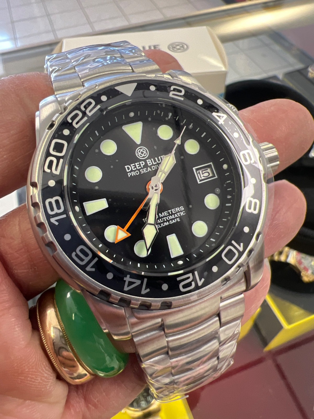 Authentic PRO SEA🎁DIVER 1000M GMT AUTOMATIC BLACK/BLUE BEZEL-BLACK DIAL (BNW)!