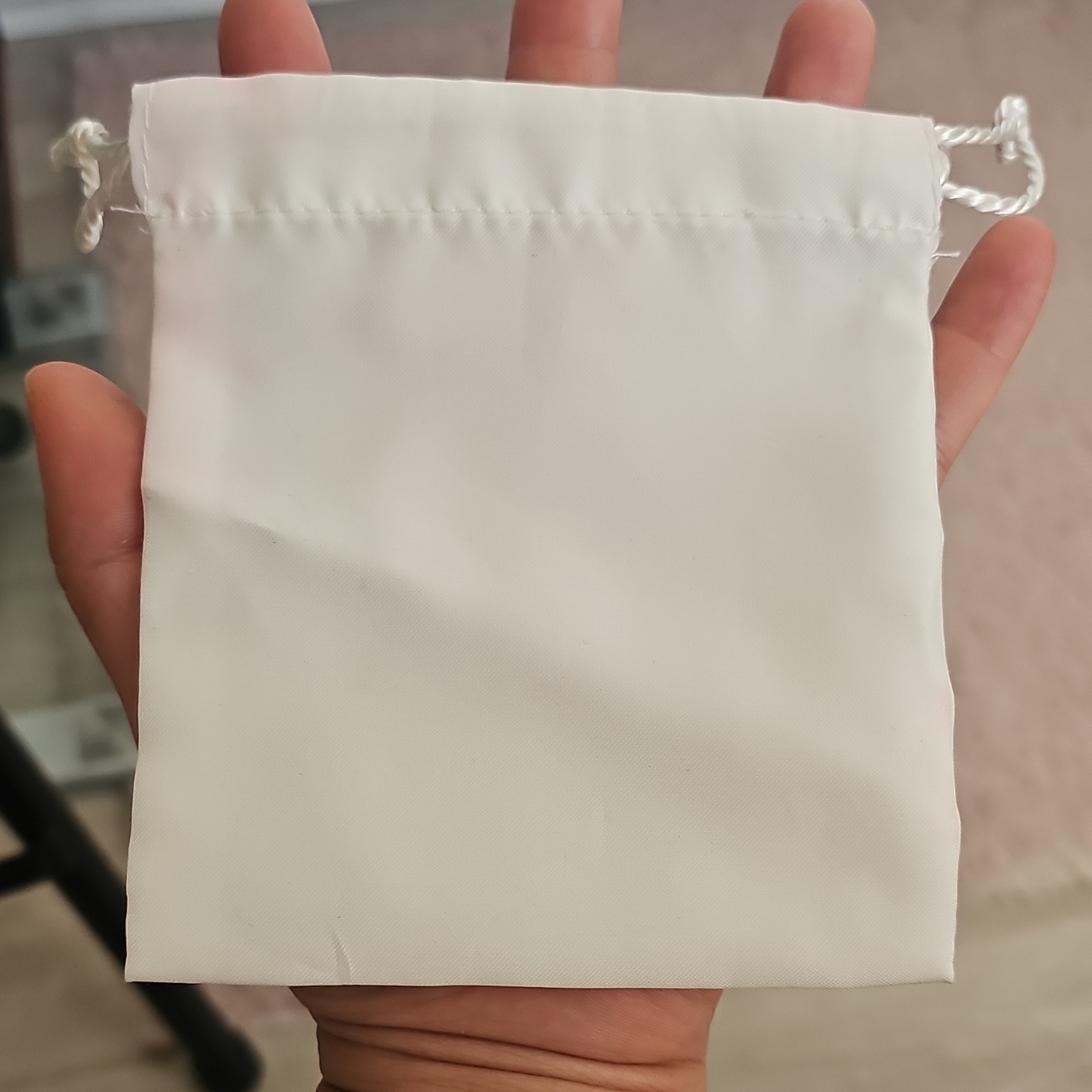Coach New York White Fabric Drawstring Jewelry Pouch/Bag w/ Care Card