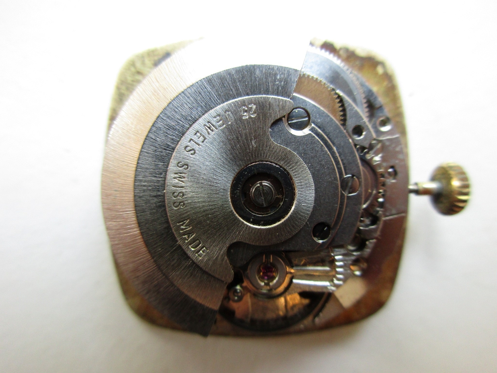 ETA cal. 2783 Swiss watch movement – Vallei dial – date at 3 – running