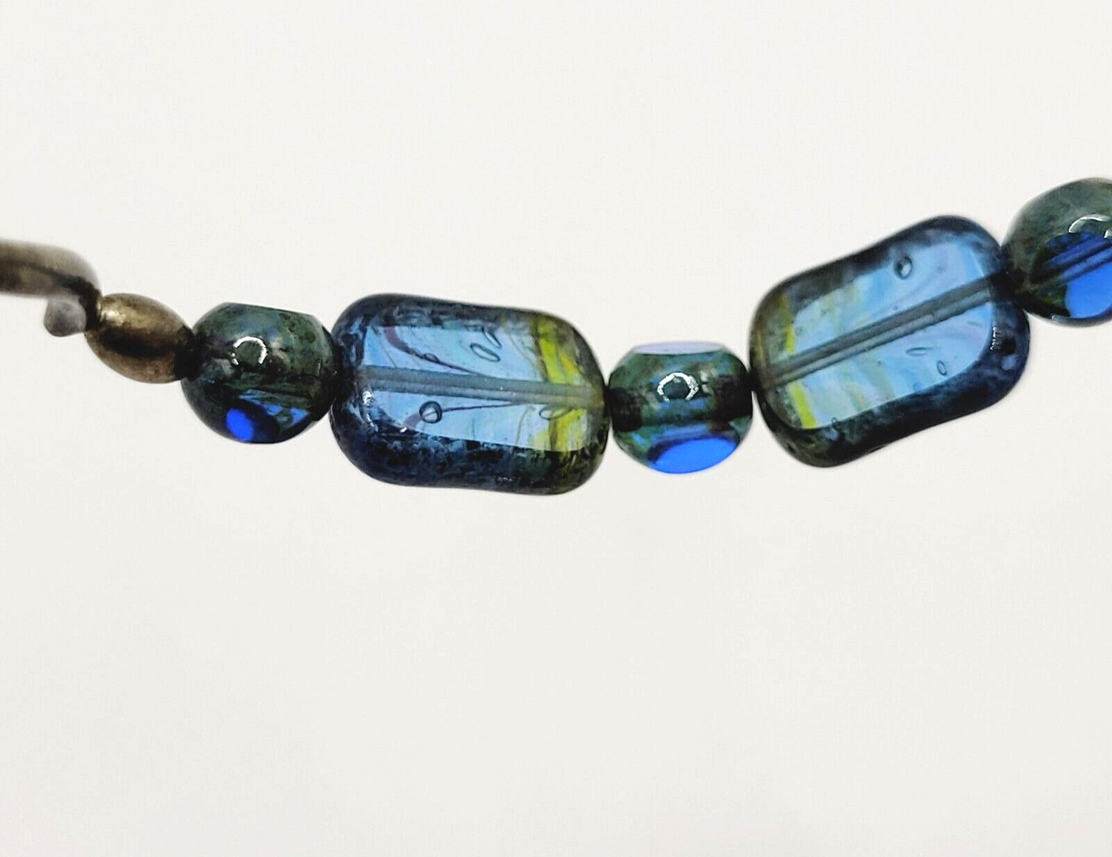 Vintage Blue Green Translucent Art Glass Necklace Wavy Silver Tone Alloy 18 in