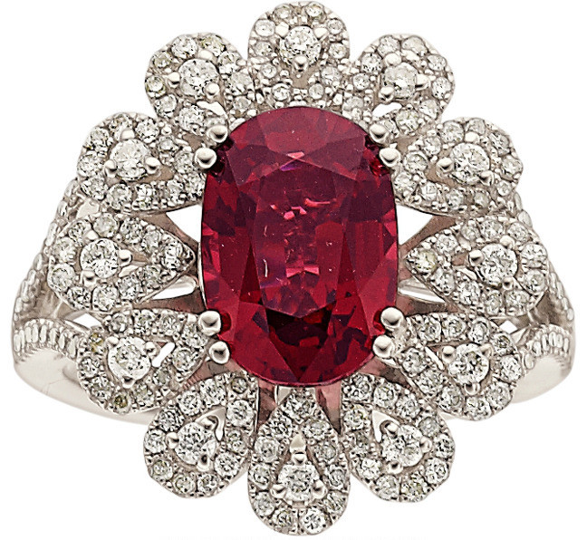 Beautiful 2.4 ct Red Spinel Ring 14k white gold with diamonds GIA report