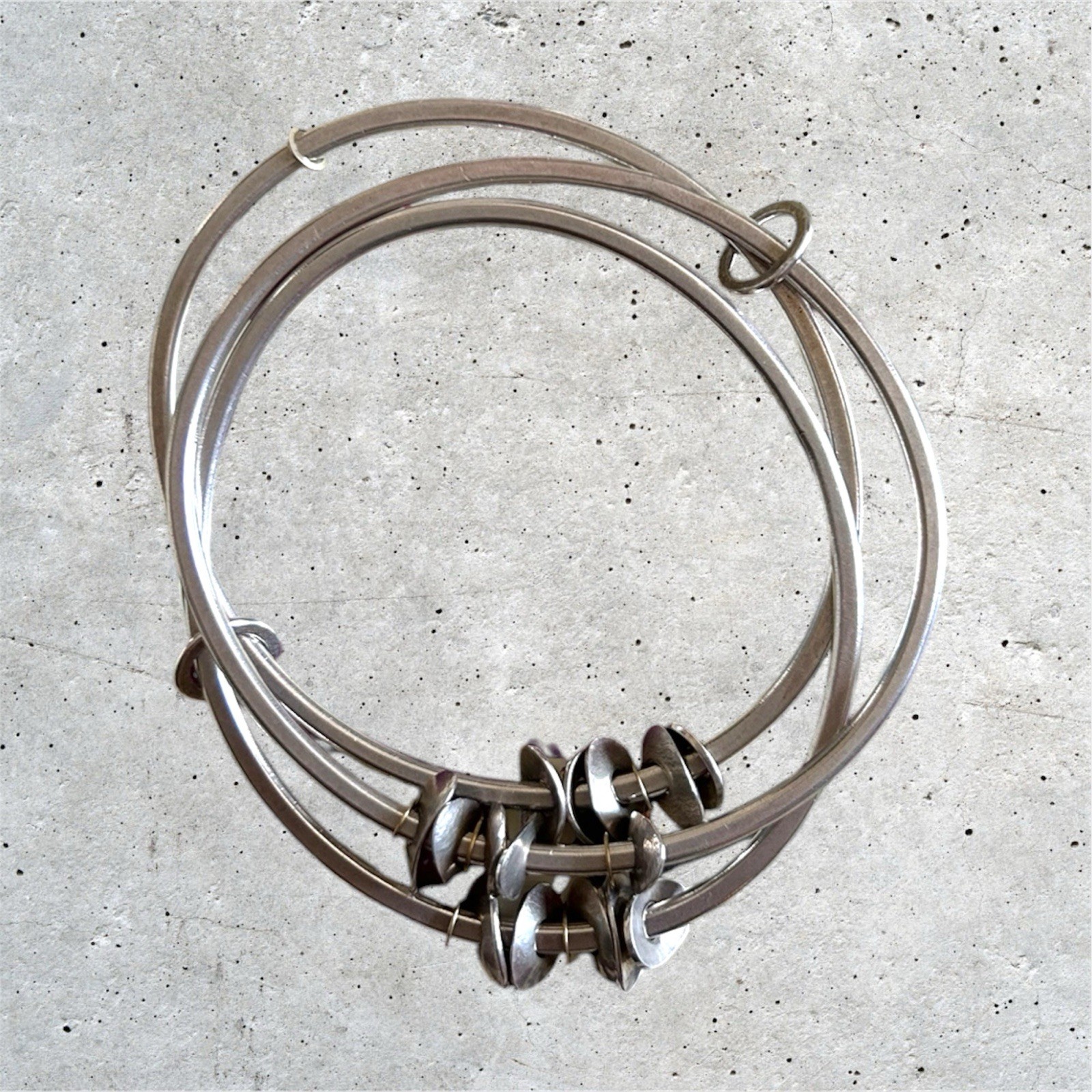 Lisa McKean Artisan Sterling Silver Interlocking Trio Bangle Bracelet 6.5cm