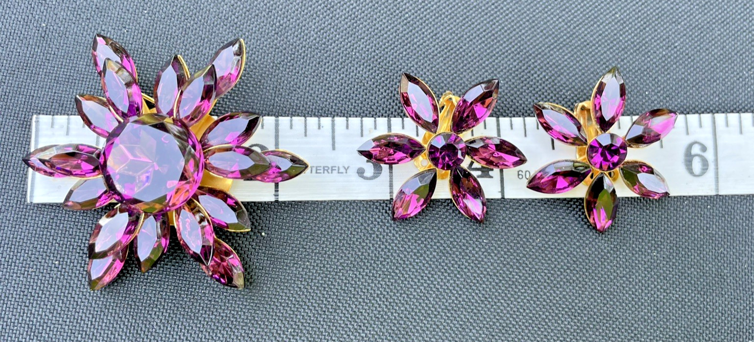 VTG Purple Ruby Red Rhinestone Brooch & Clip-On Earrings Set Mid Century Glam