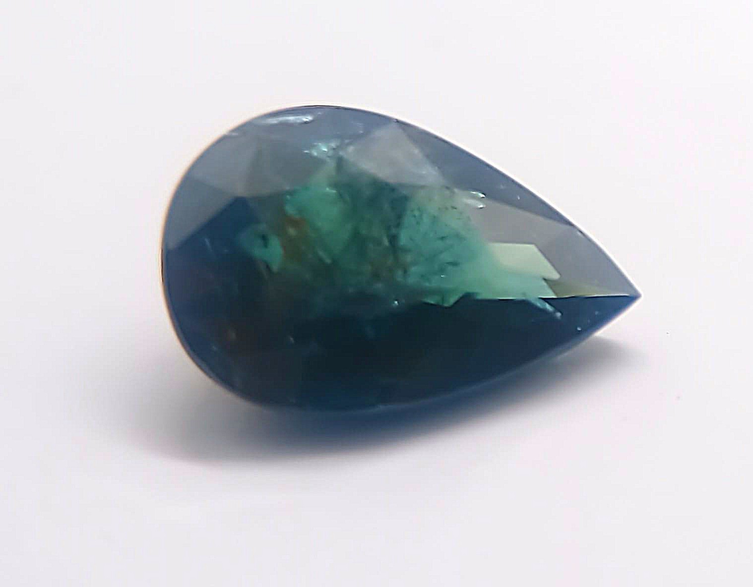 AUSTRALIAN OCEAN DEEP NAVY BLUE-Green SAPPHIRE 1.36ct Pear Tasmanian Plant Insid