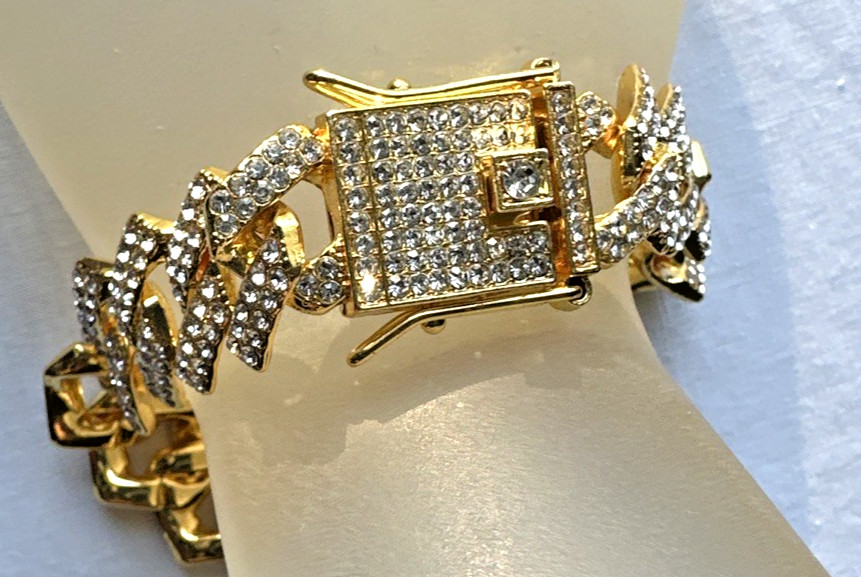 BLING Gold Tone Sparkly Rhinestone Open Link Focal Clasp Bracelet b147