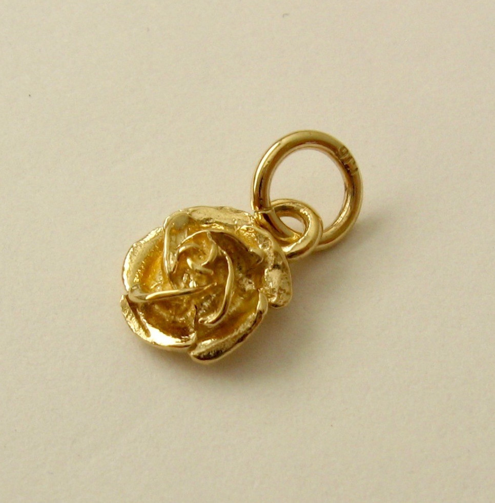 GENUINE SOLID 9K 9ct YELLOW GOLD 3D ENGLISH ROSE CHARM PENDANT GIFT