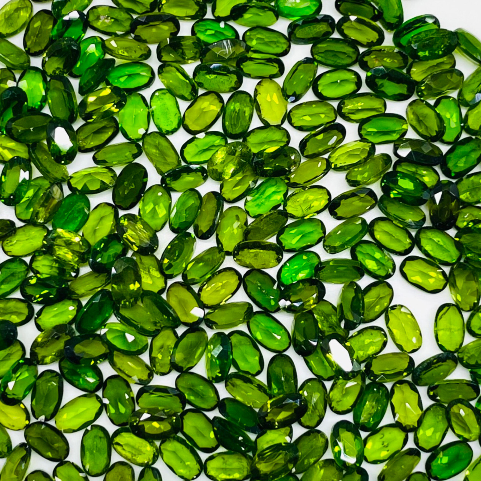 Natural Chrome Diopside 30 Pcs 5x3mm Oval Cut Vivid Green Loose Gemstones Lot