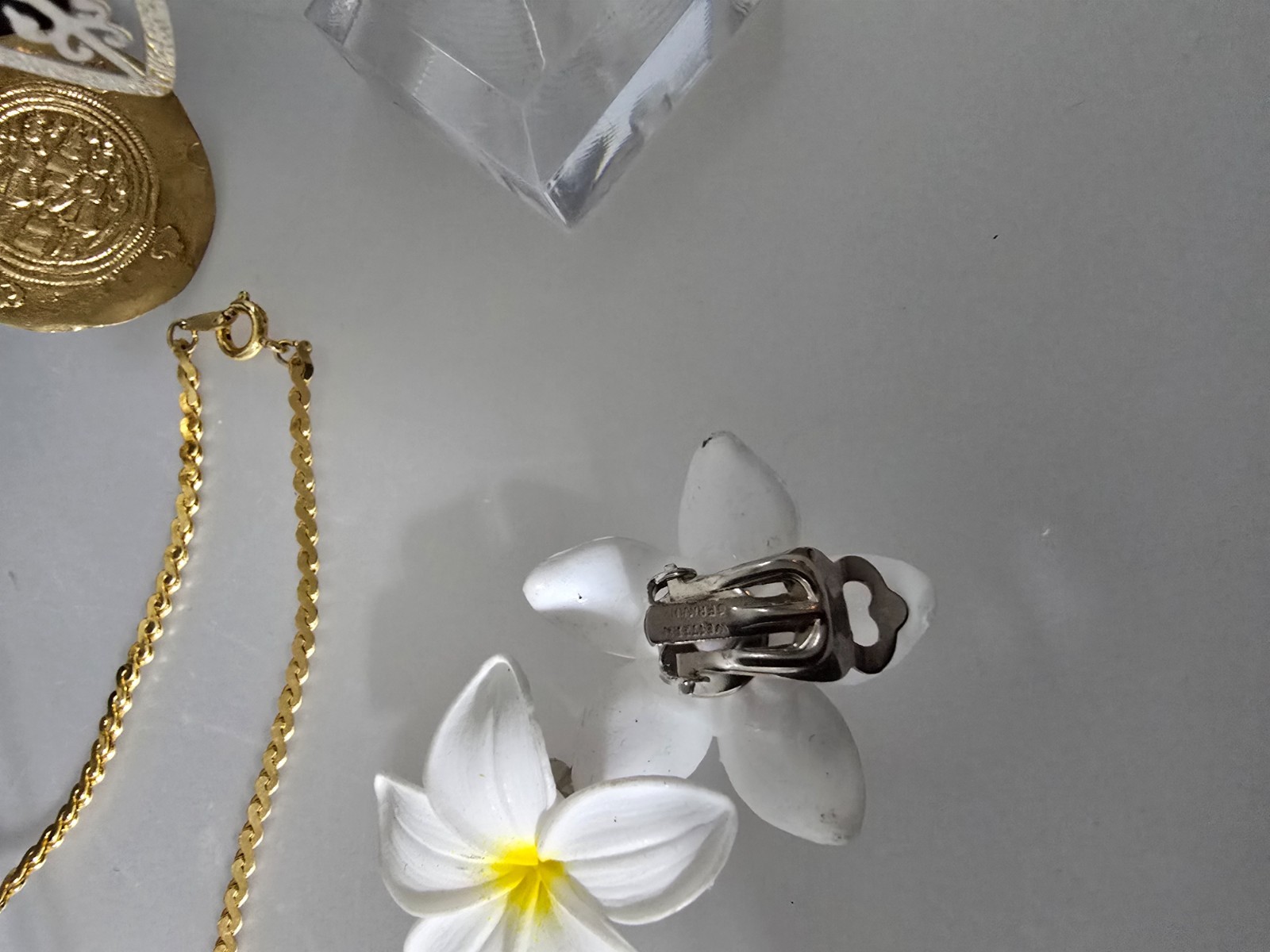 An elegant, sophisticated, fun, and versatile jewelry Lot, with some pieces mark