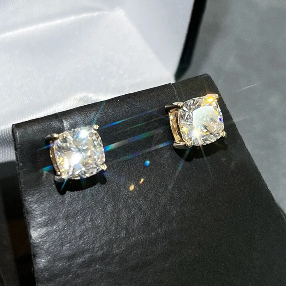 Certified 0.70-10.00ctw D/FL Cushion Cut Moissanite S925 Solitaire Stud Earrings