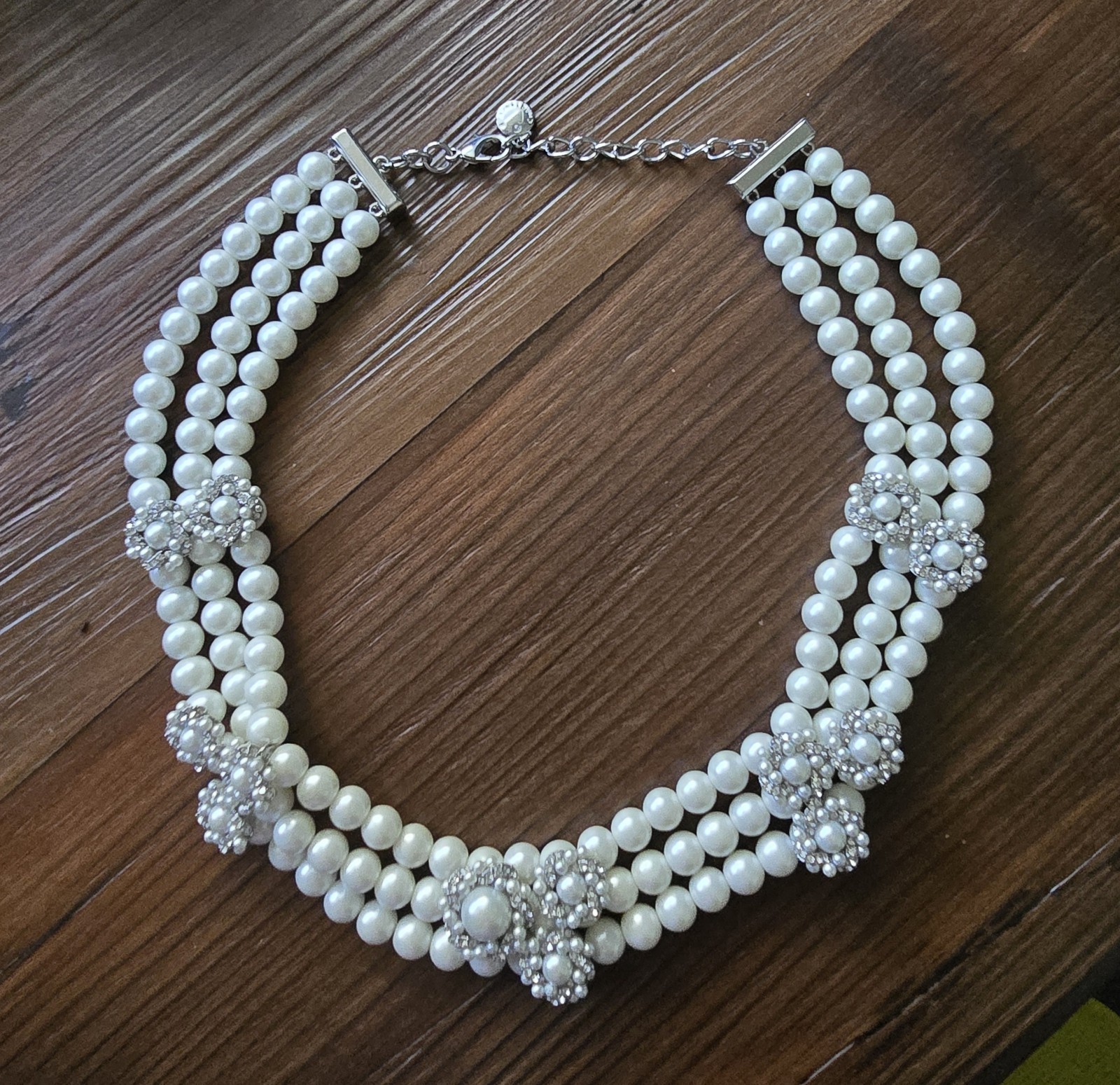 NWOT CHARTER CLUB FAUX PEARL COLLAR NECKLACE SILVER TONE-PAVE 3 STRANDS 17″