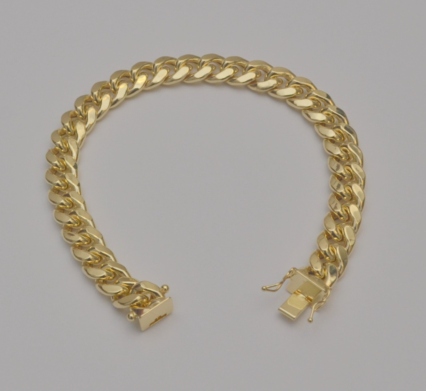 8.25” 10K Yellow Gold Cuban Link Bracelet – Men’s Box Clasp Hollow Style