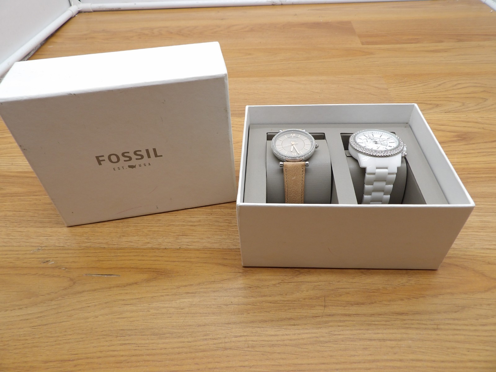 Fossil Carlie Women’s Blush Pink Leather Strap & Fossil Stella-FREE SHIP! READ!