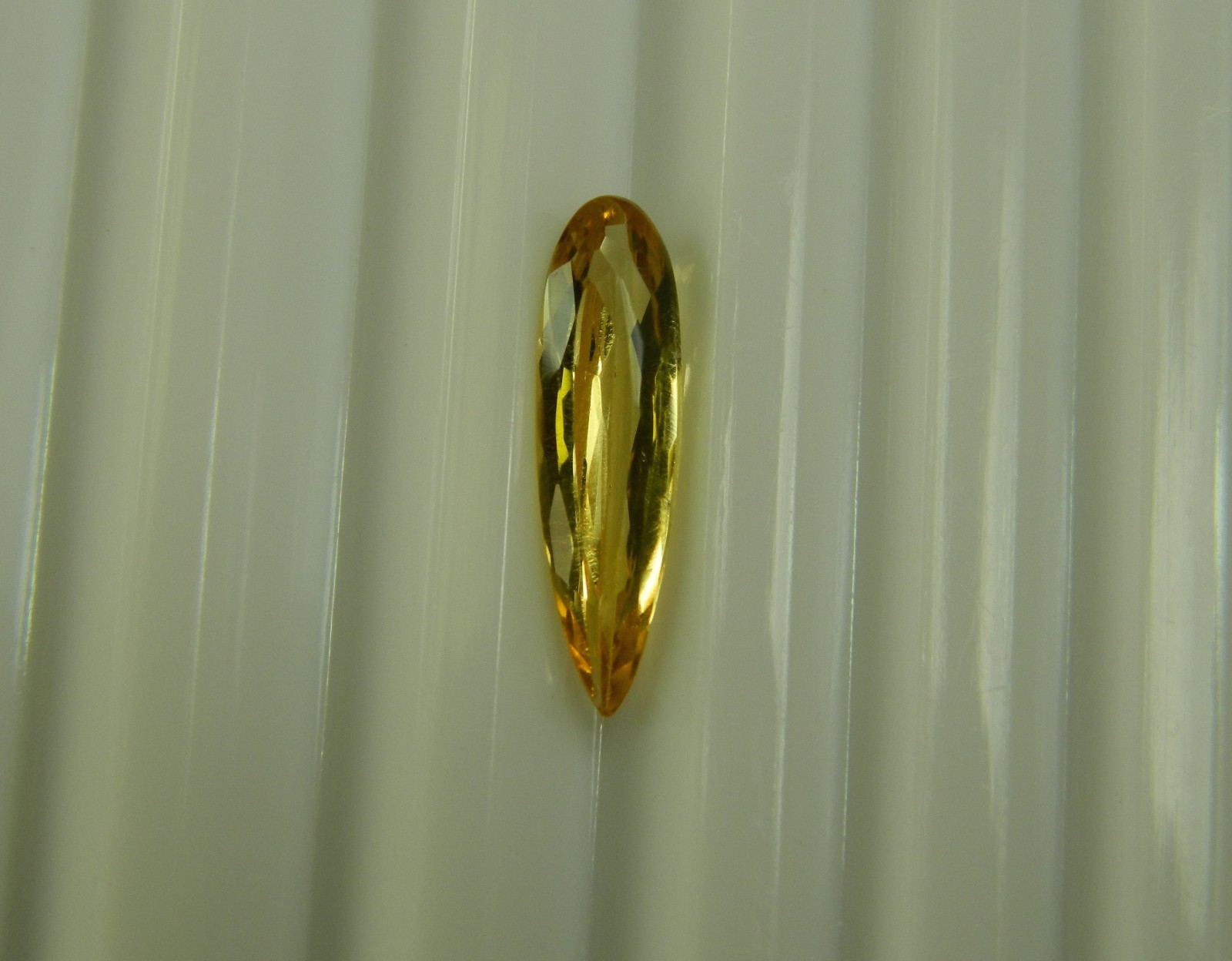 Imperial Topaz 1.85 Ct Clarity IF Pear Cut Natural Golden Brazil I075