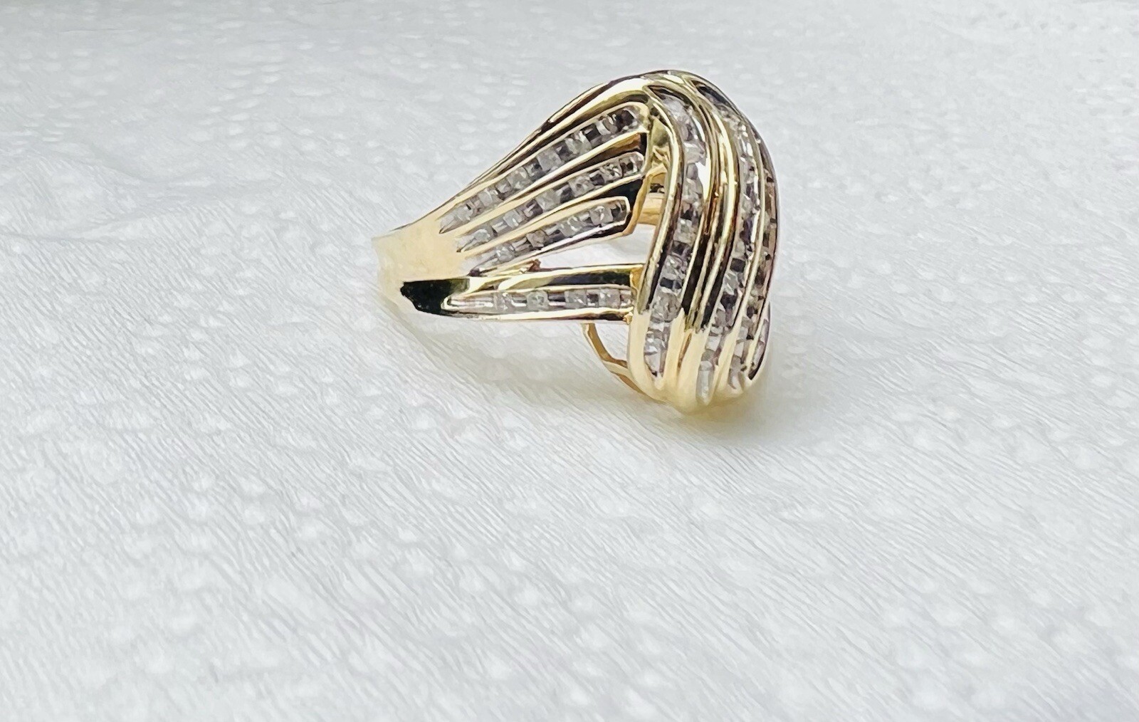 14k yellow diamond gold ring .4 carats I2-3 Channel Set diamonds 5 Grams size 7