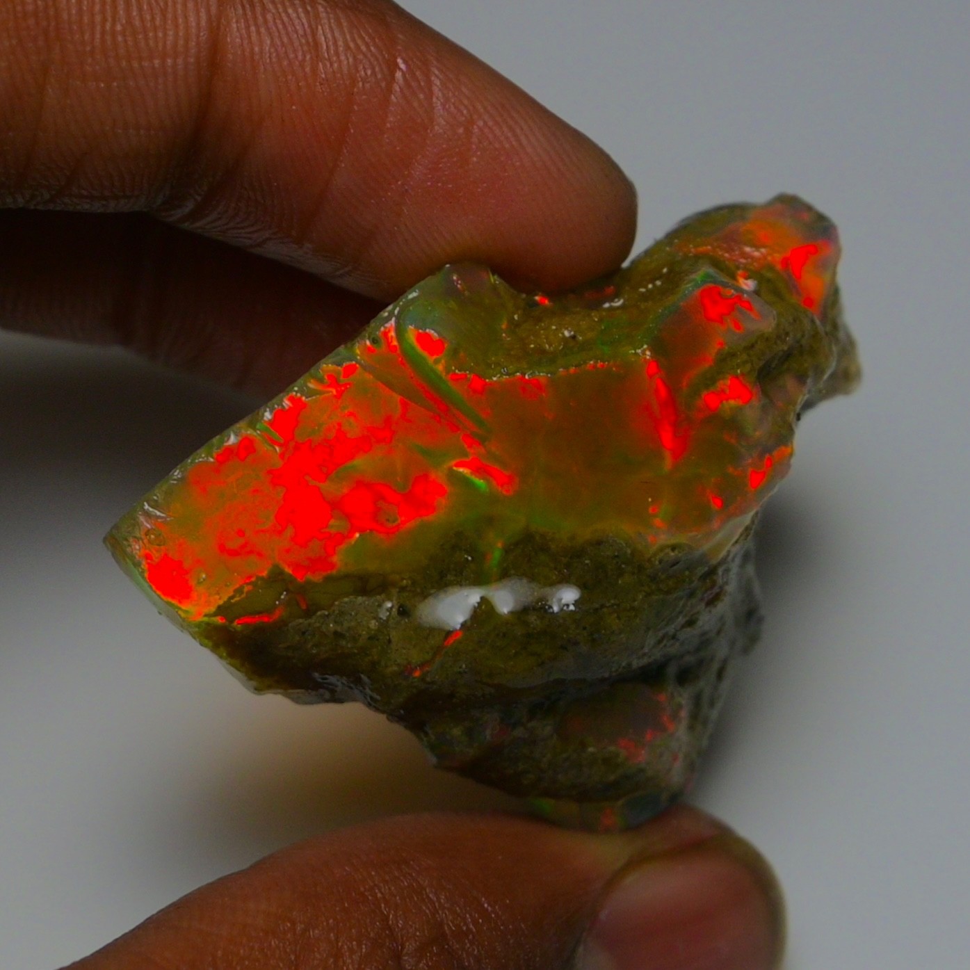 Ethiopian Oil Opal Specimen 84.05 cts Natural Rough Gemstone – Fire Opal Roug
