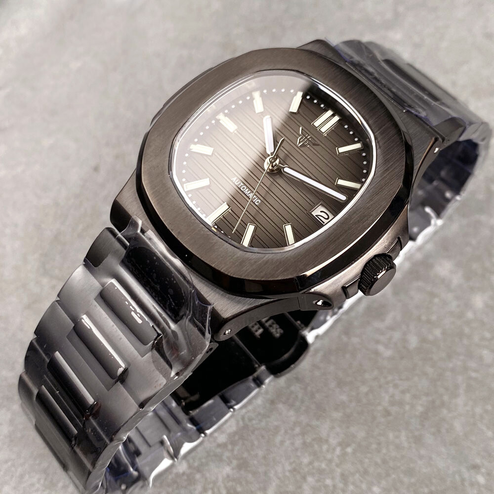 Black PVD Coated Retro 40mm Square Sapphire 10ATM NH35 Automatic Men Dress Watch