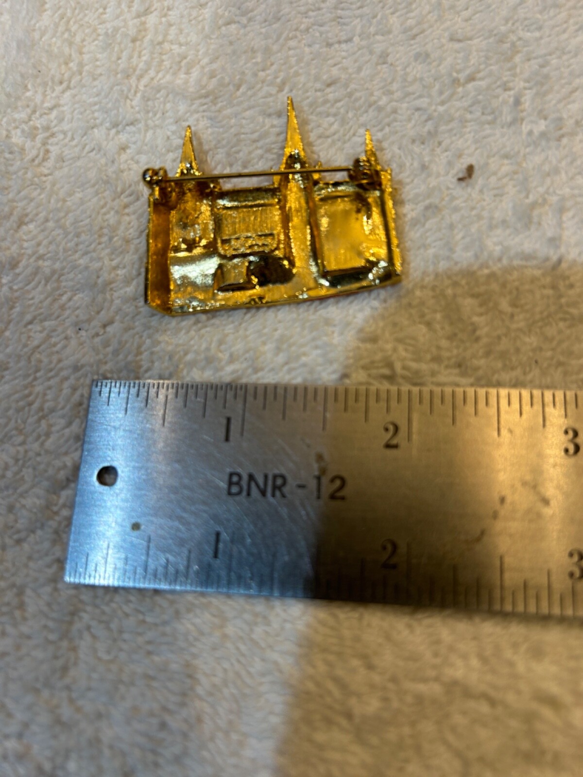Vintage Bangkok Palace Pin