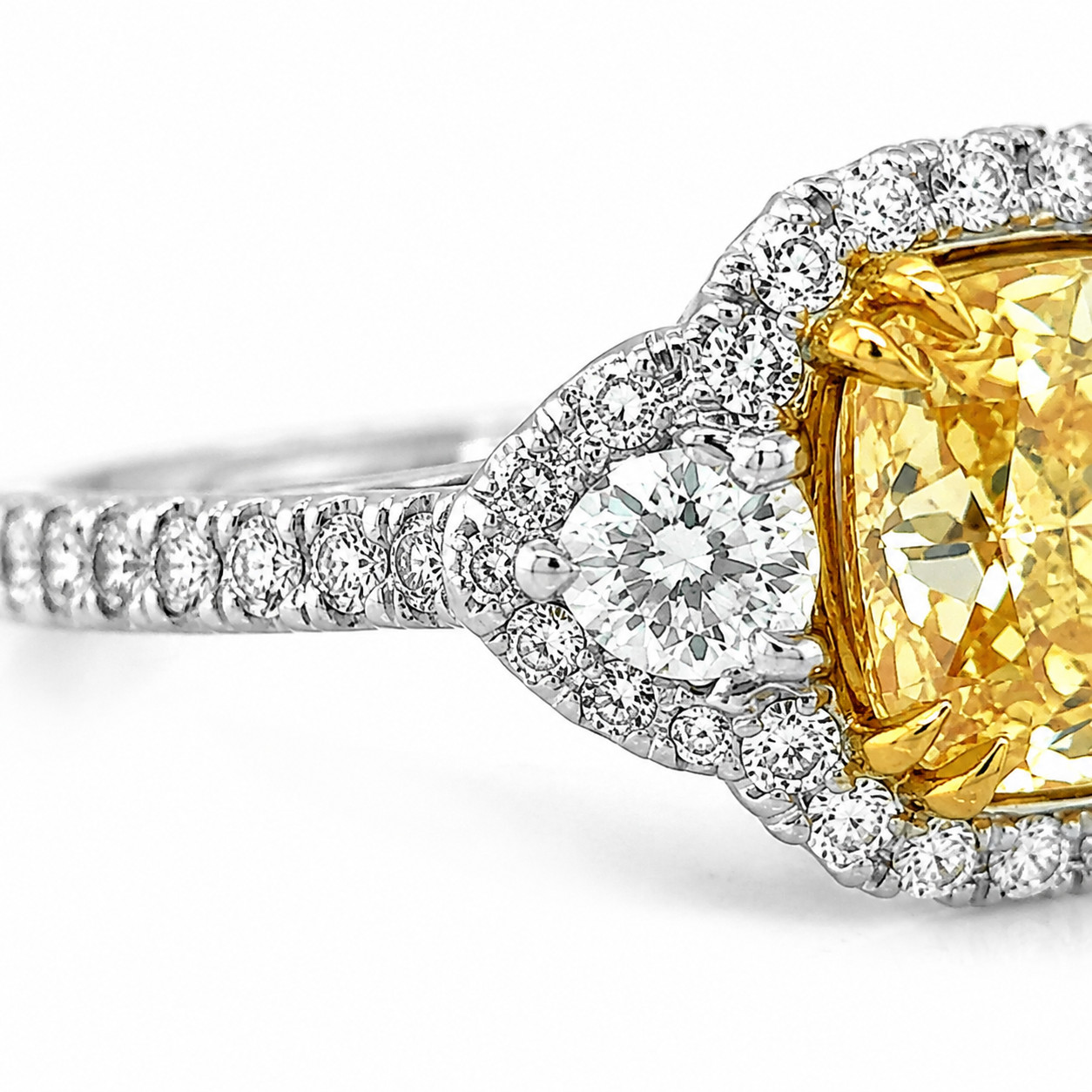 Approx 2.52 cttw GIA Fancy Light Yellow Natural Diamond Ring 18K White Gold